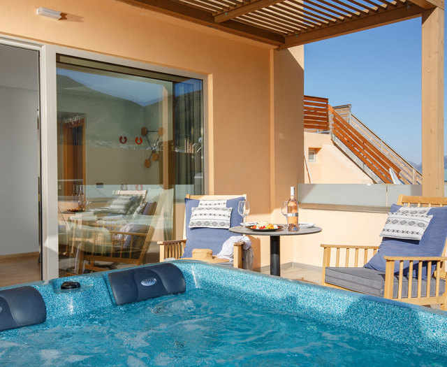 Palmera Beach Hotel Deluxe Room City View Outdoor Jacuzzi 1439