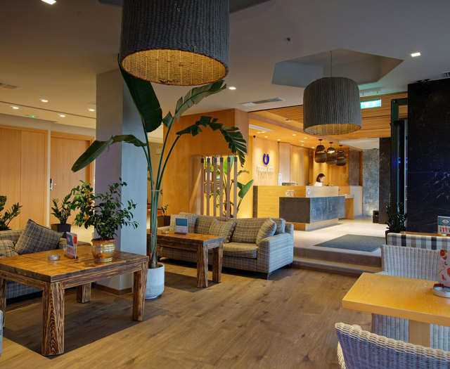 Palmera Beach Reception Lobby 2